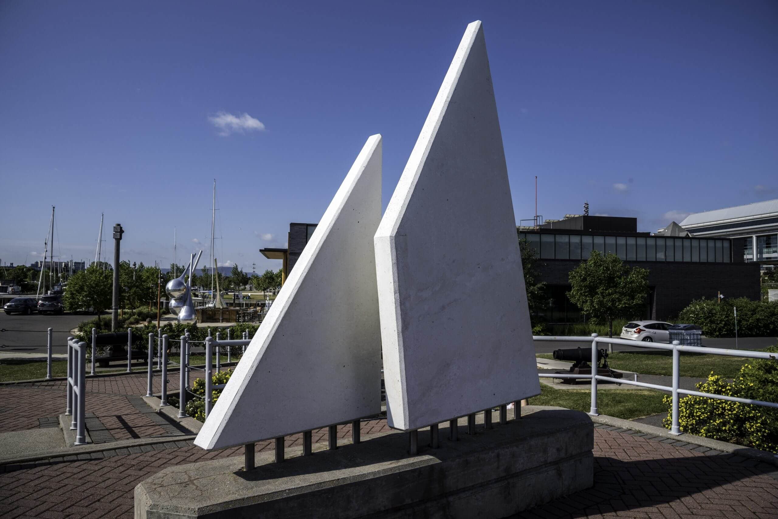 Биг-Бэй-Марина