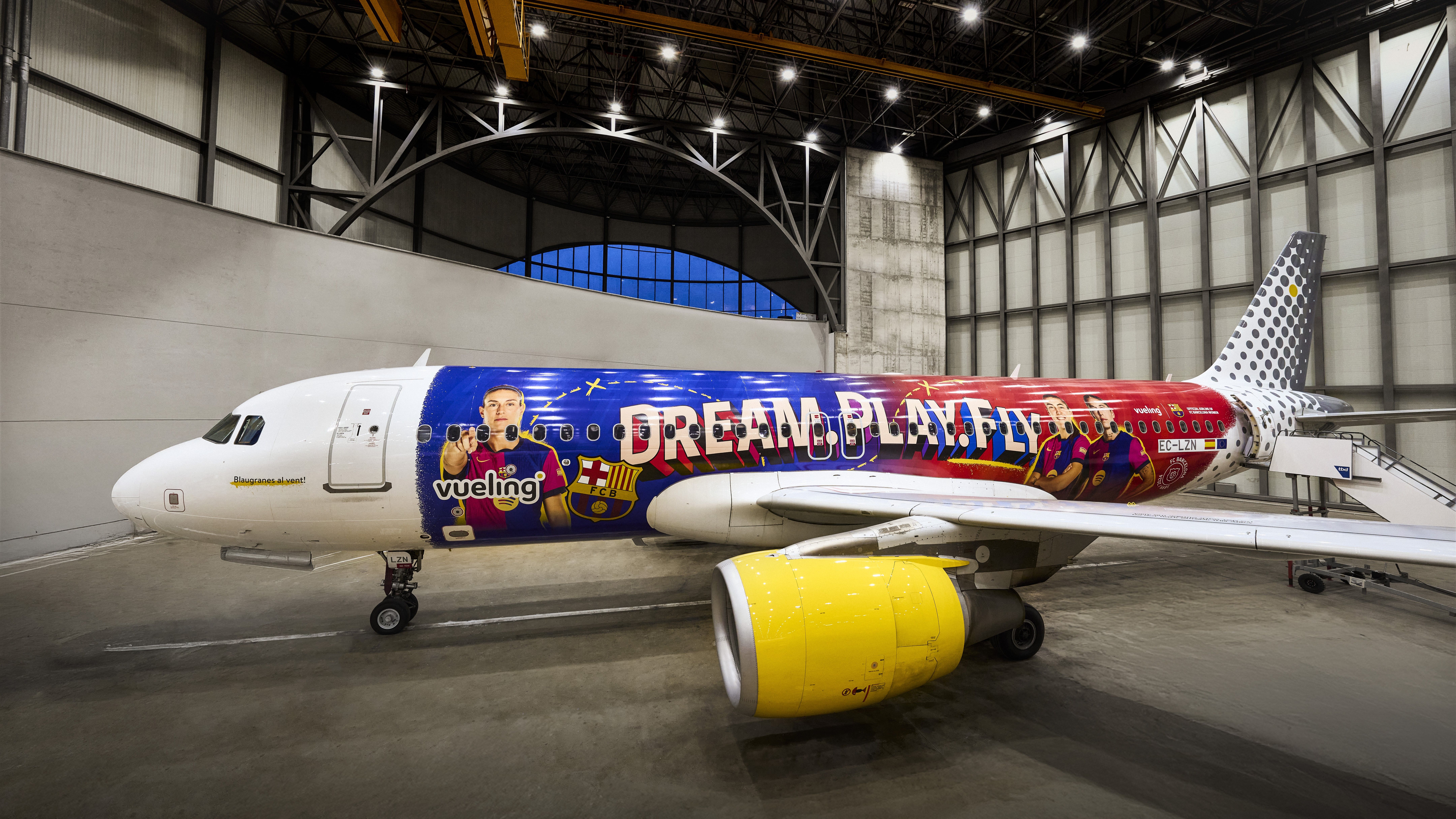 Vueling Unveils New Barça Femení Livery Airbus A320: 1st Team Flight On  Saturday